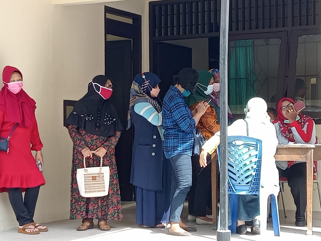 Mendampingi calon akseptor KB